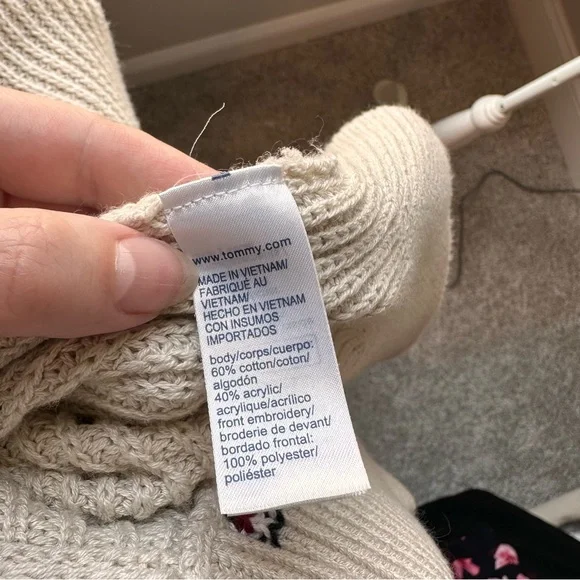 Tommy Hilfiger Monogram Applique Mock Neck Sweater Large Varsity Chunky Knit - Picture 7 of 8